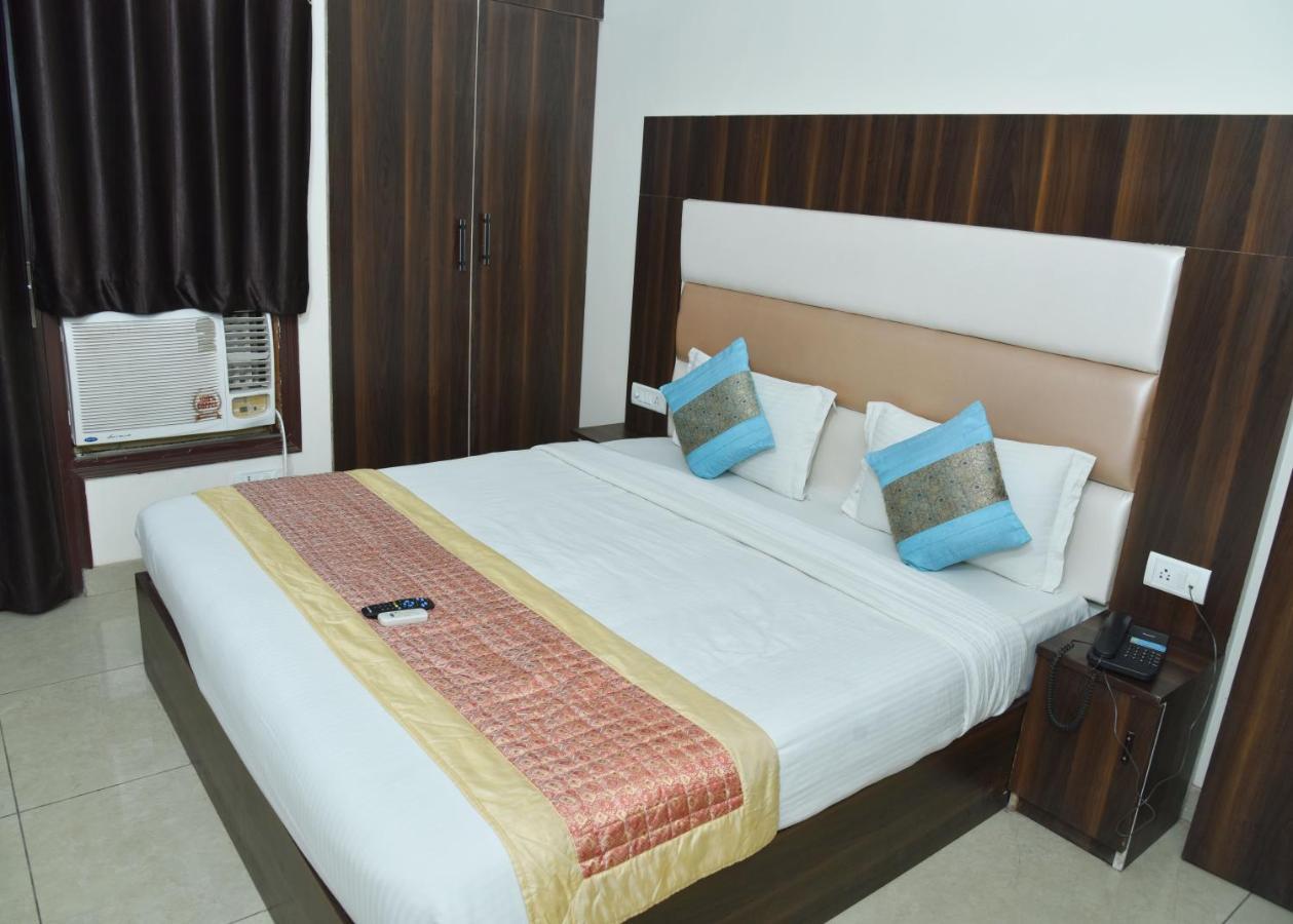 Hotel Classic Plaza At Delhi Airport New Delhi Eksteriør billede