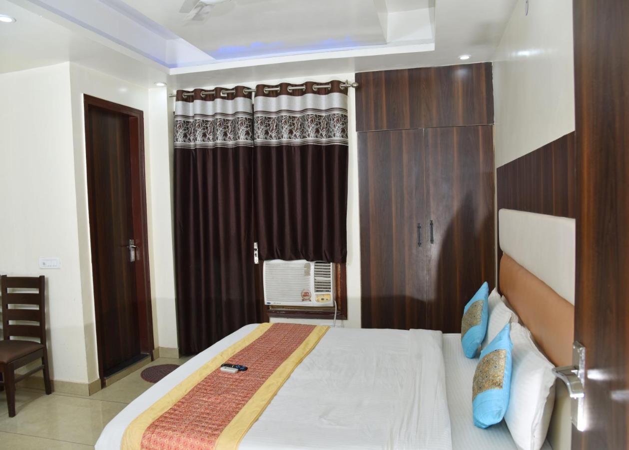 Hotel Classic Plaza At Delhi Airport New Delhi Eksteriør billede