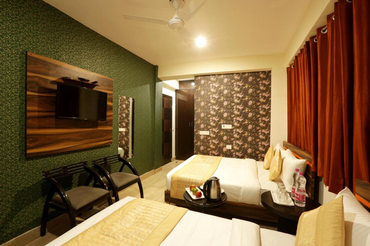 Hotel Classic Plaza At Delhi Airport New Delhi Eksteriør billede